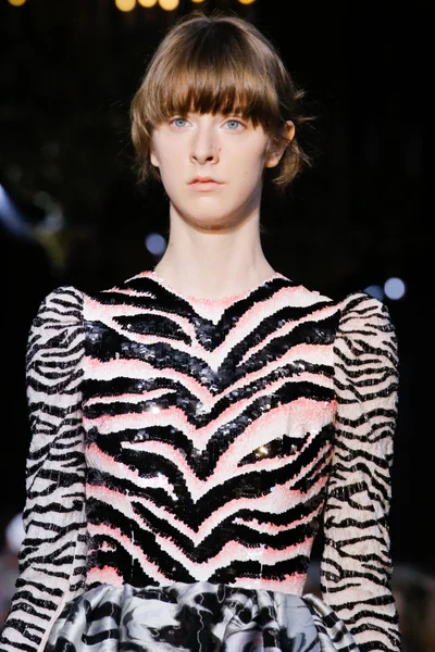 Look 53